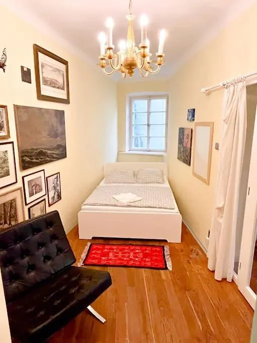 18Th Century Under Castle Prague Residence Apartman